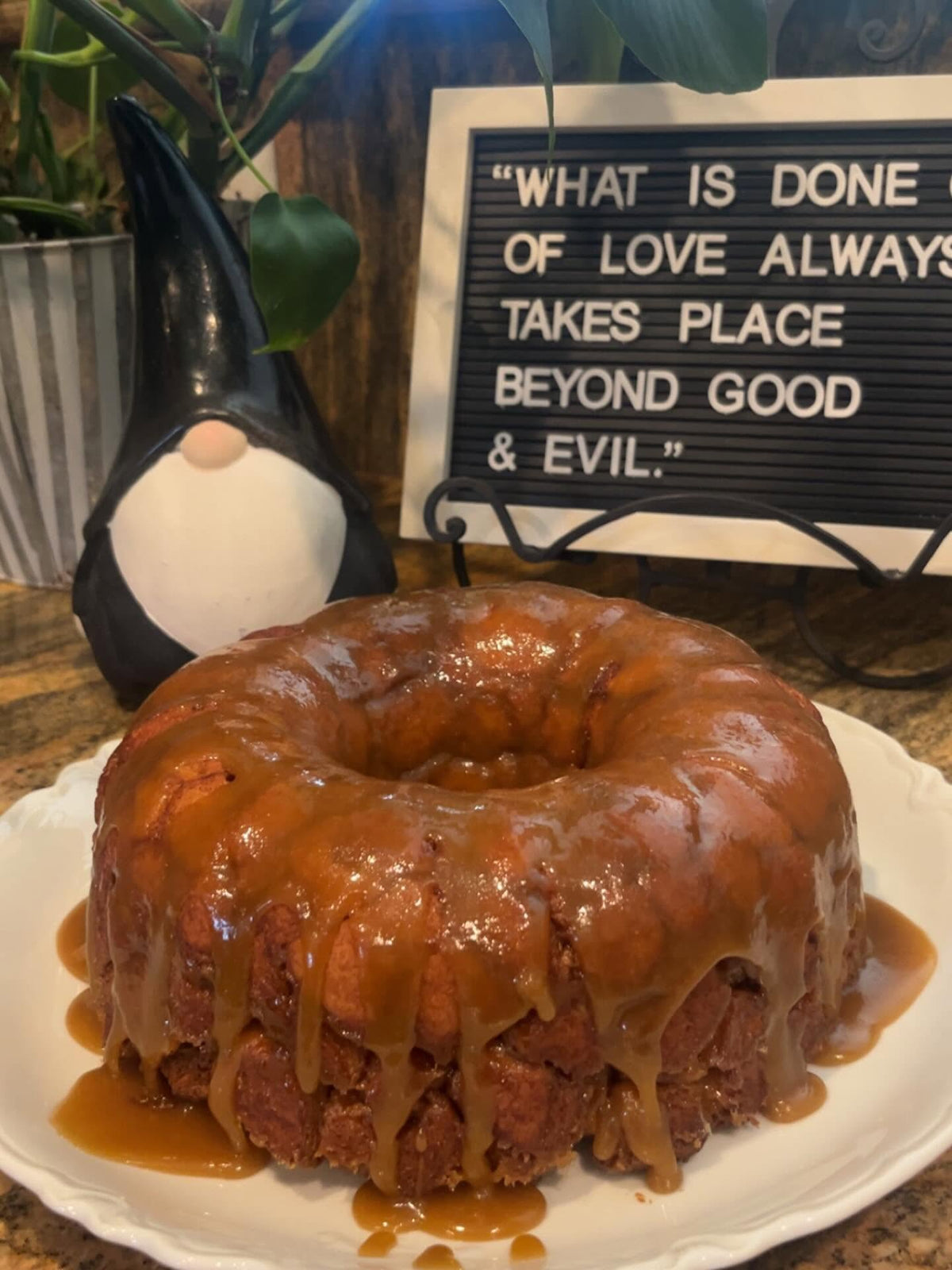 Sourdough Monkey Bread | Caramel Cinnamon Pull-Apart Brown Sugar Maple Glaze