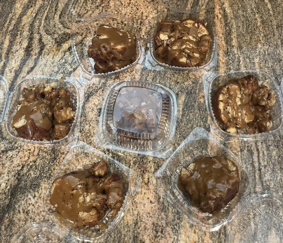 Sourdough Monkey Bread | Caramel Cinnamon Pull-Apart Brown Sugar Maple Glaze